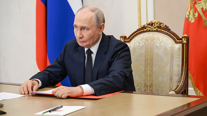 Путин поздравил металлургов с профессиональным праздником